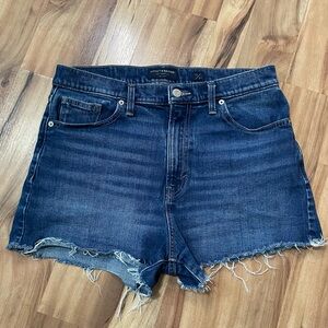 Lucky Brand Mom High Rise Cut Off Distressed Denim Shorts Sz 12/31